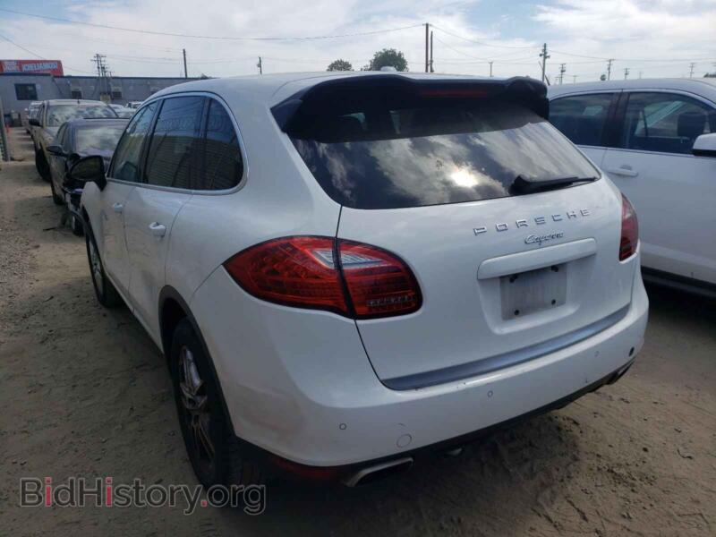 2012 Porsche CAYENNE (VIN WP1AA2A20CLA09425) — photo 3 of 10