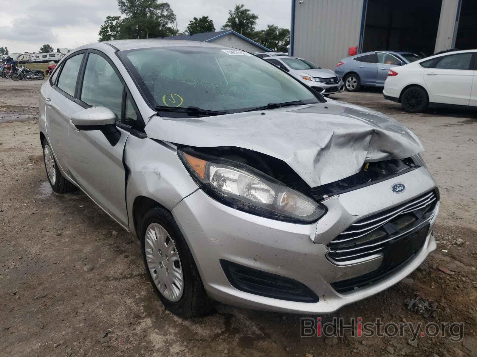 Фотография 3FADP4AJ0FM219306 - FORD FIESTA 2015