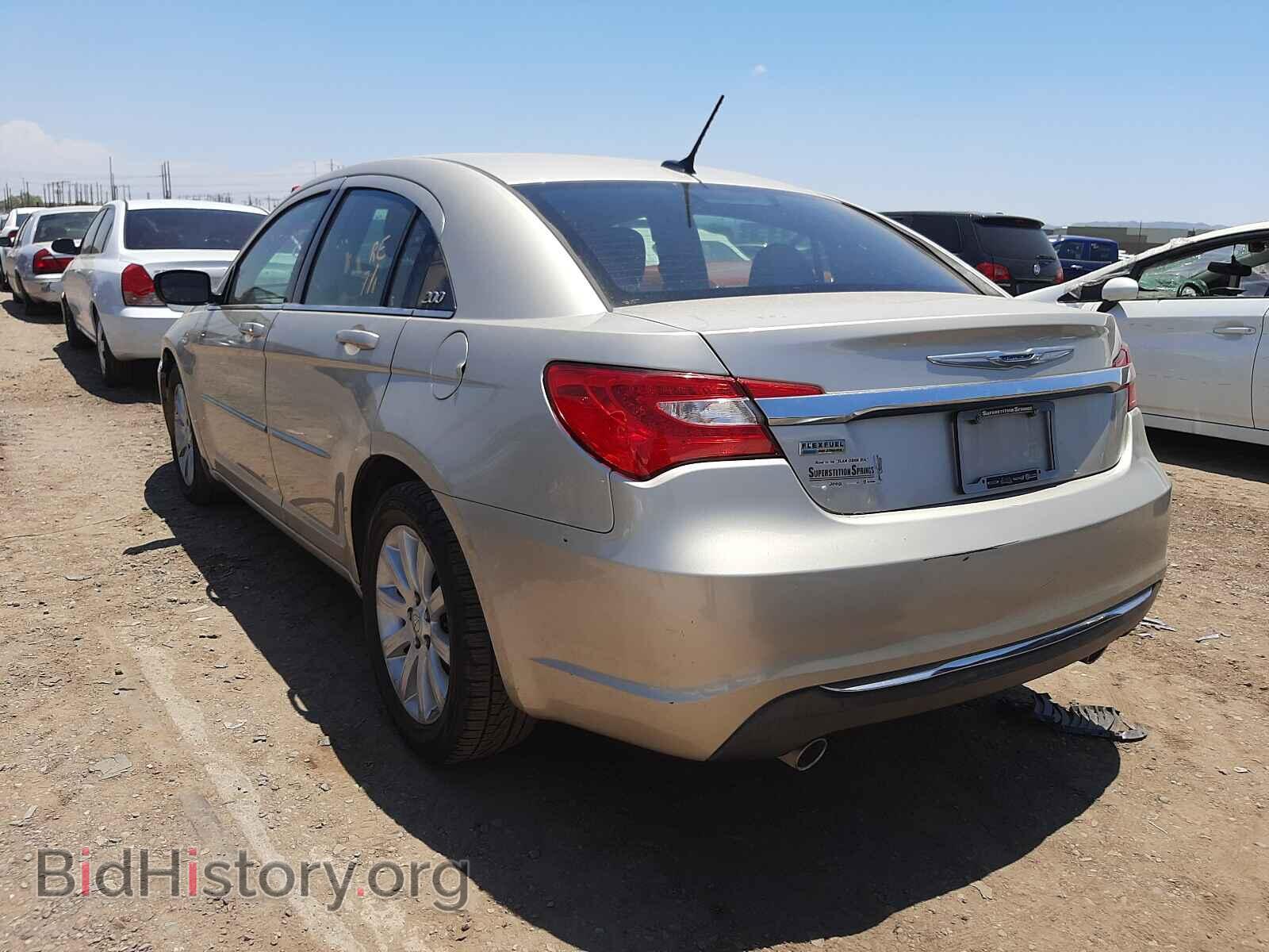 2013 CHRYSLER 200 - VIN: 1C3CCBBG3DN659889 - Фото 3