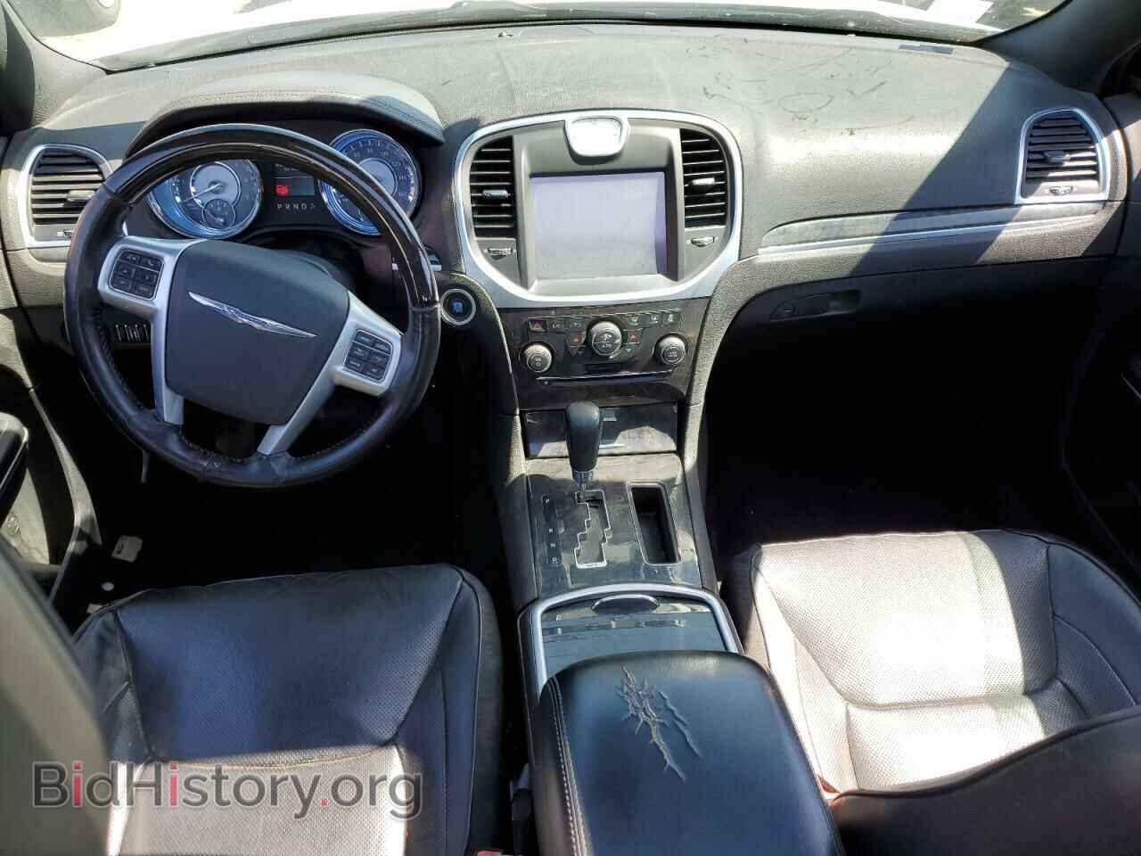 2011 CHRYSLER 300 - VIN: 2C3CA6CT7BH528317 - Фото 8