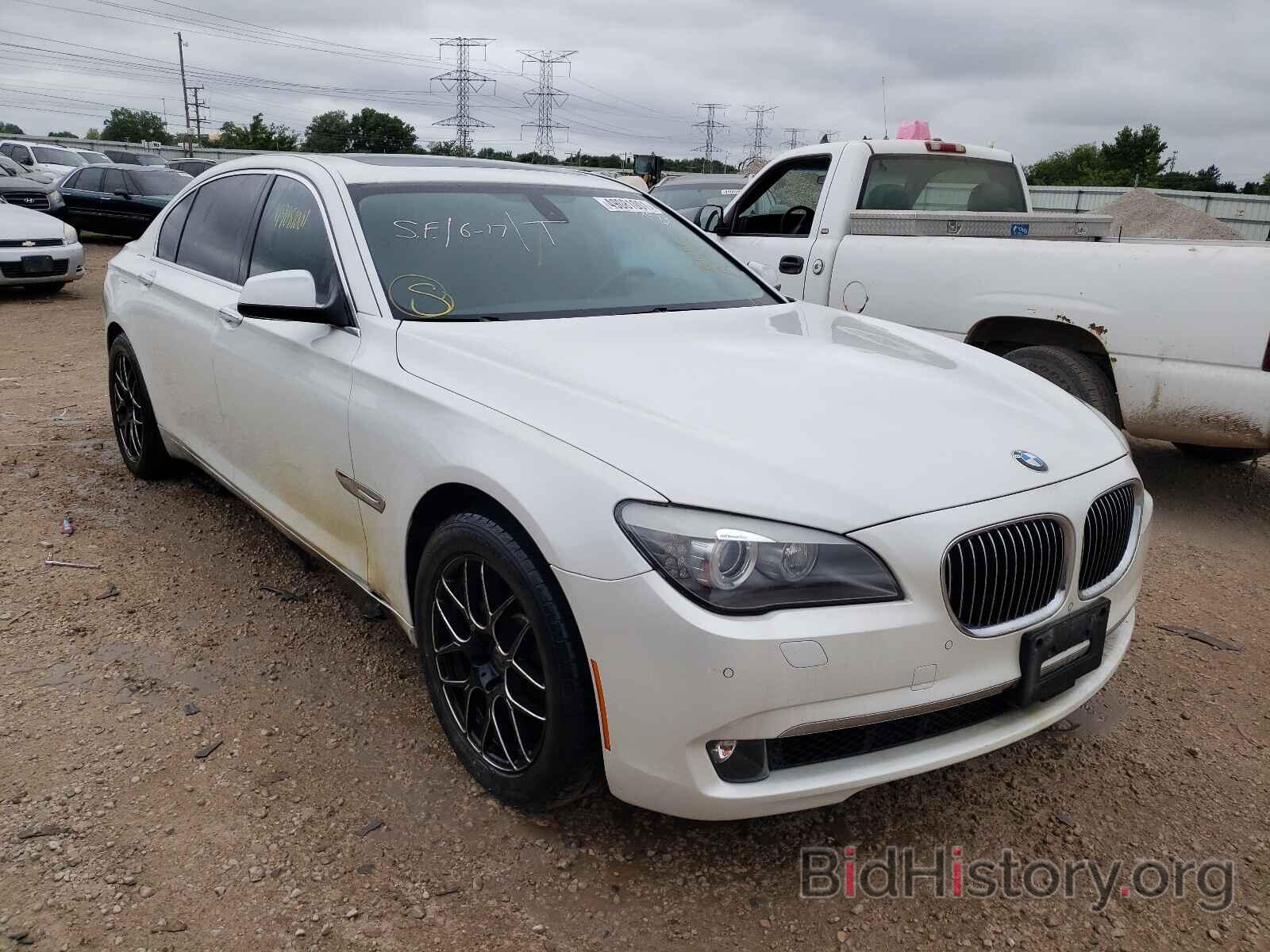 Photo WBAKB4C57BC574773 - BMW 7 SERIES 2011