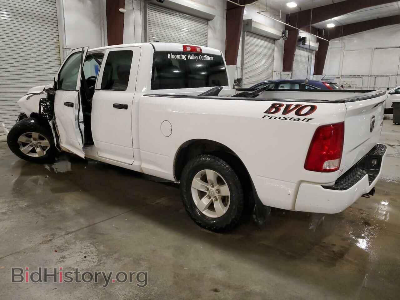 2016 RAM 1500 - VIN: 1C6RR7FG2GS276499 - Фото 2