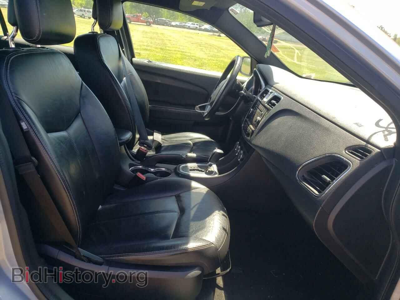 2013 CHRYSLER 200 - VIN: 1C3CCBCG3DN743998 - Фото 5