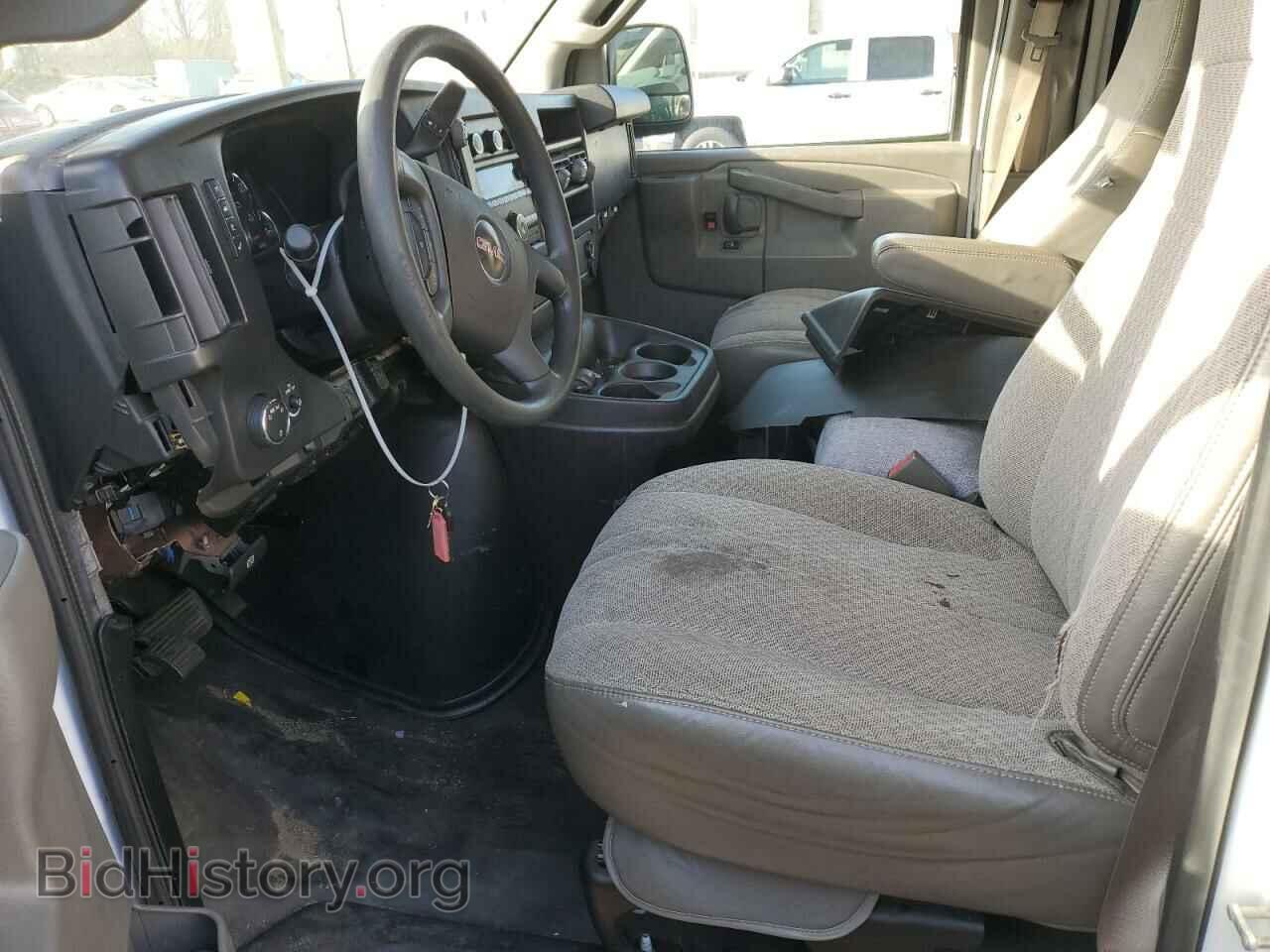 2017 GMC SAVANA - VIN: 1GTW7AFF2H1914490 - Фото 7