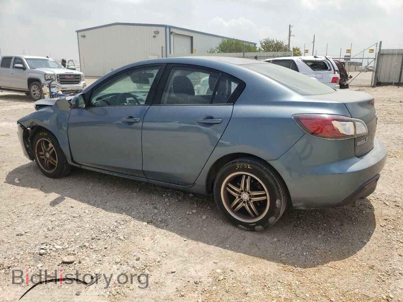 2011 MAZDA 3 - VIN: JM1BL1UF4B1477774 - Фото 2