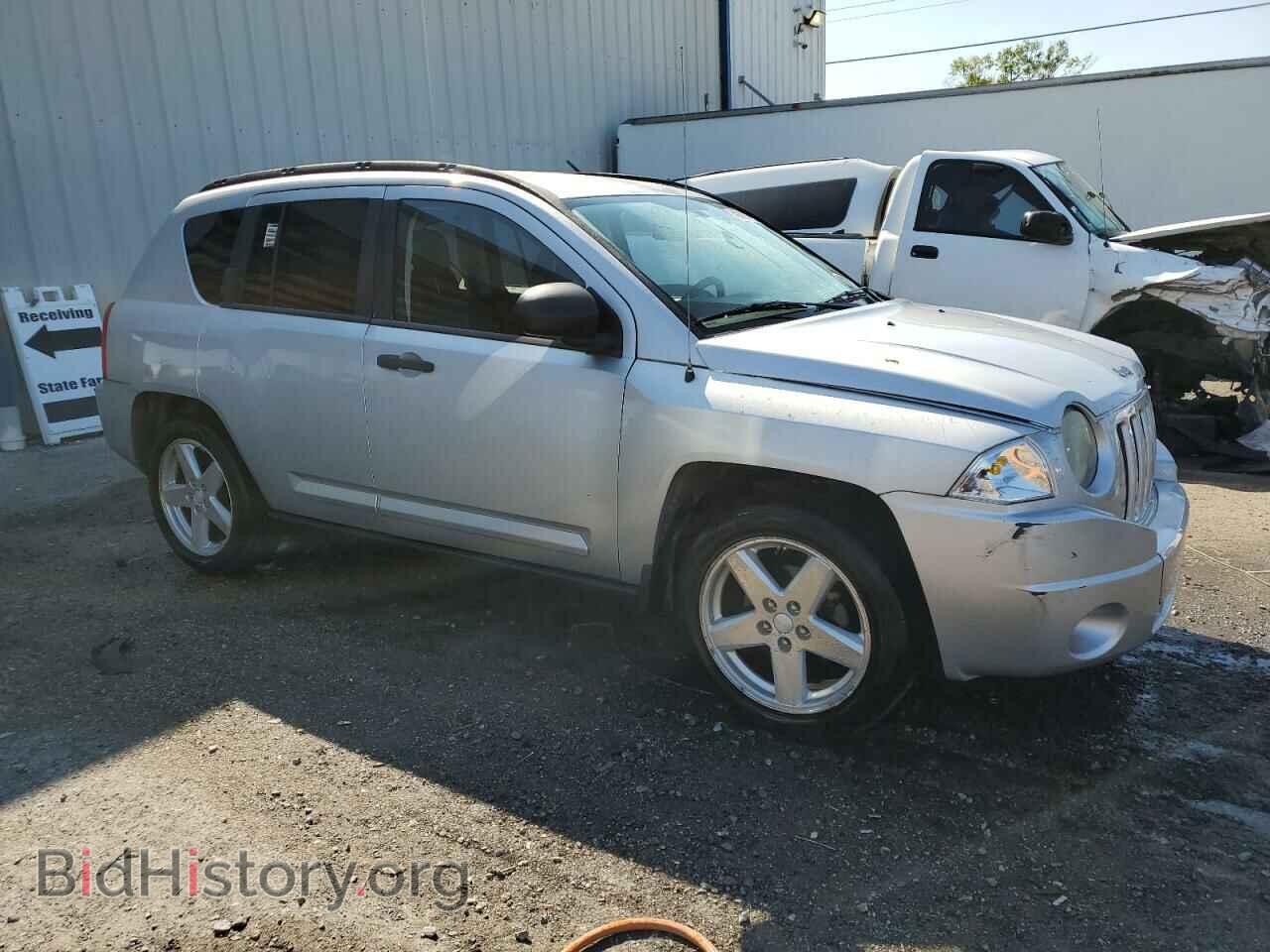 2007 JEEP COMPASS - VIN: 1J8FT57WX7D176560 - Фото 4