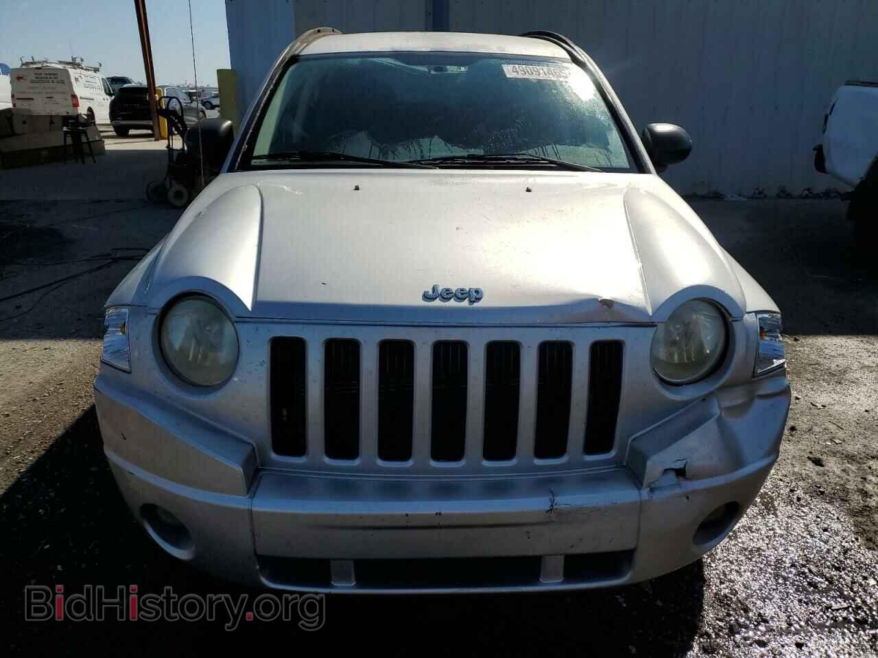 2007 JEEP COMPASS - VIN: 1J8FT57WX7D176560 - Фото 5