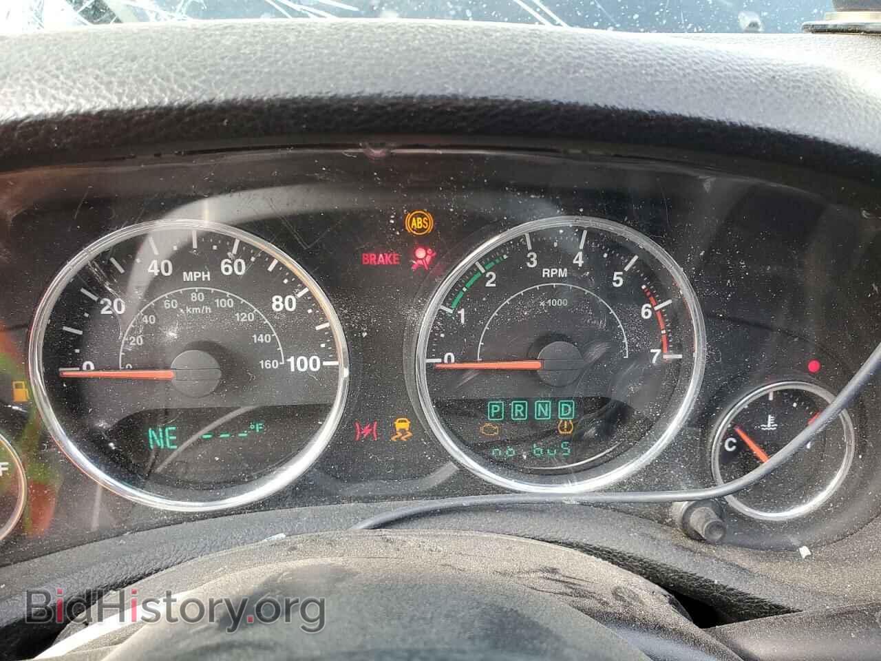 2011 JEEP WRANGLER - VIN: 1J4AA2D16BL592127 - Фото 9