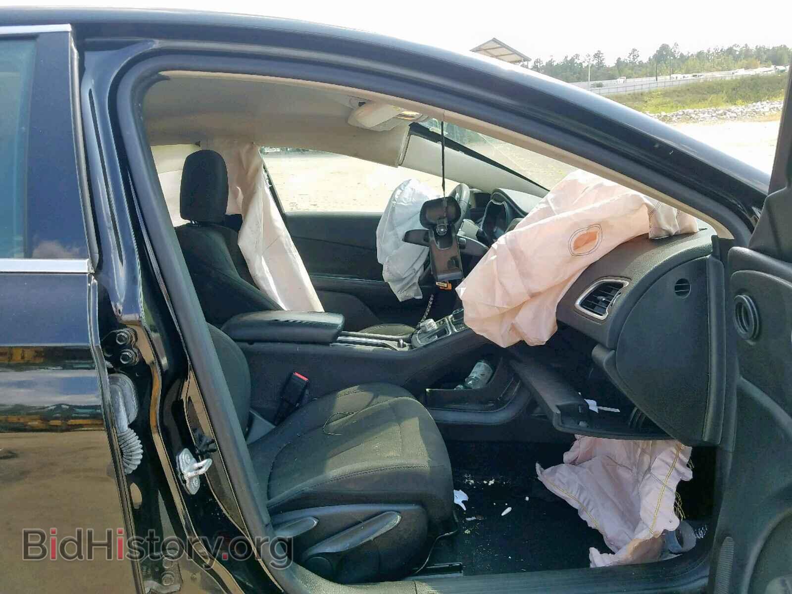 2016 CHRYSLER 200 - VIN: 1C3CCCAB1GN134264 - Photo 5