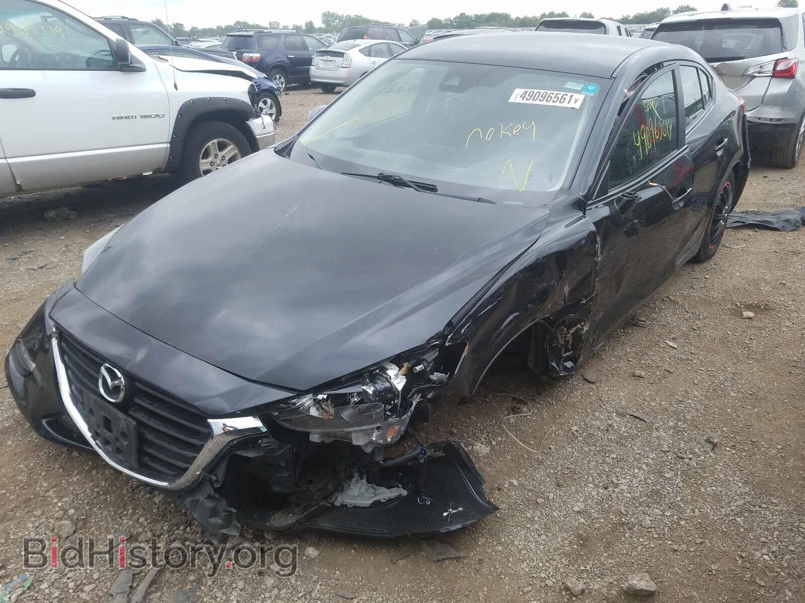 2018 MAZDA 3 - VIN: 3MZBN1U74JM166279 - Фото 2