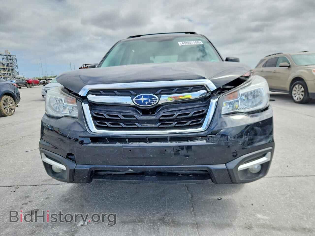 2017 SUBARU FORESTER - VIN: JF2SJAEC2HH586648 - Фото 5