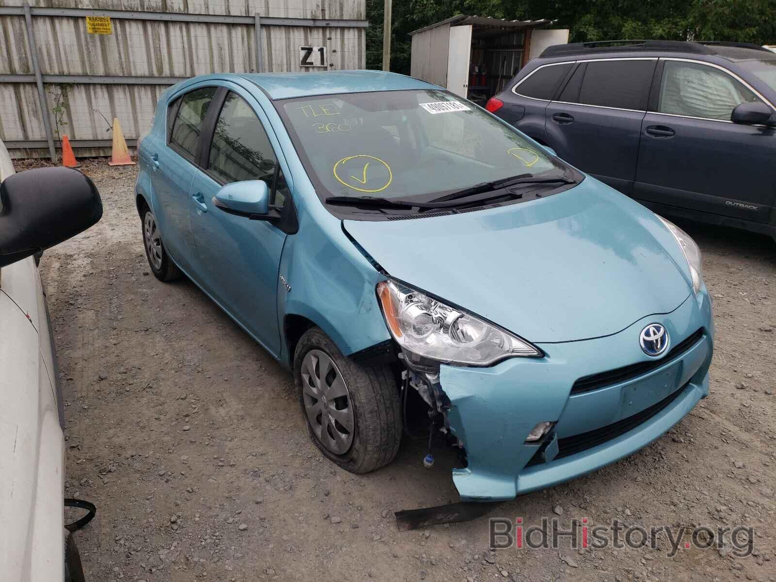 Фотография JTDKDTB34D1044685 - TOYOTA PRIUS 2013