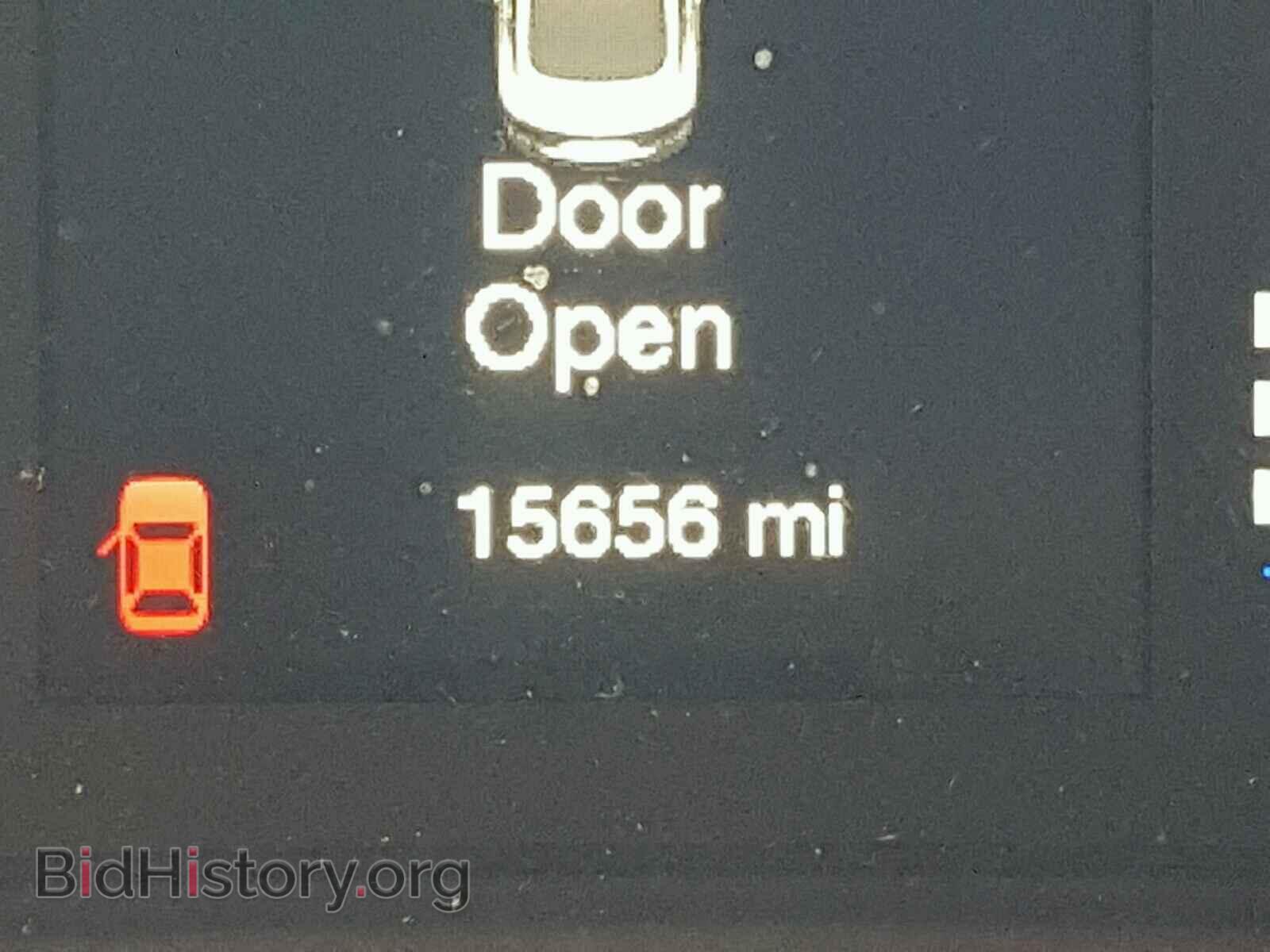 2016 CHRYSLER 200 - VIN: 1C3CCCBB2GN137947 - Фото 8