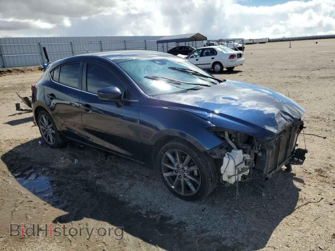 2018 MAZDA 3 - VIN: 3MZBN1L33JM270101 - Фото 4