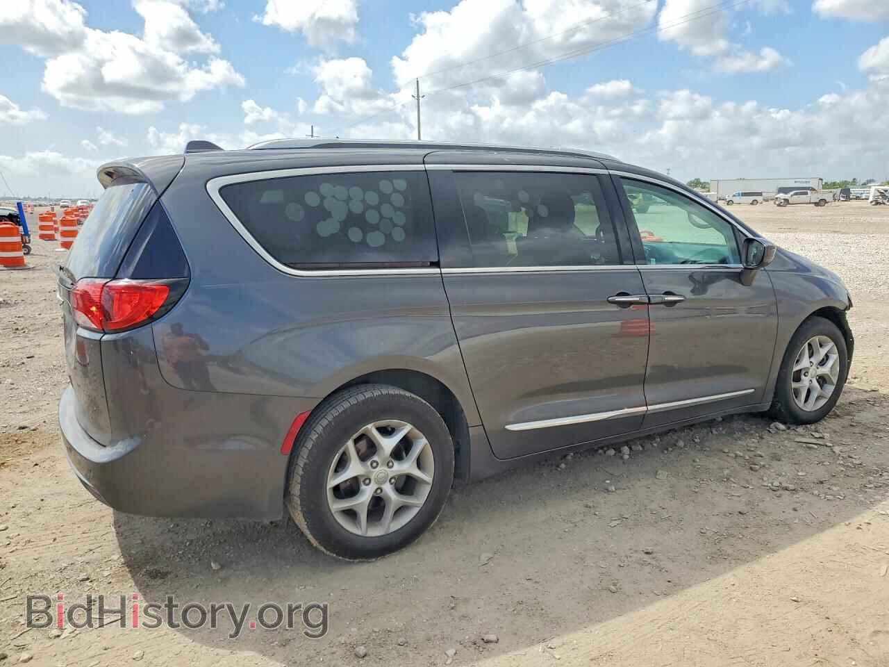 2017 CHRYSLER PACIFICA - VIN: 2C4RC1EG2HR531003 - Photo 3