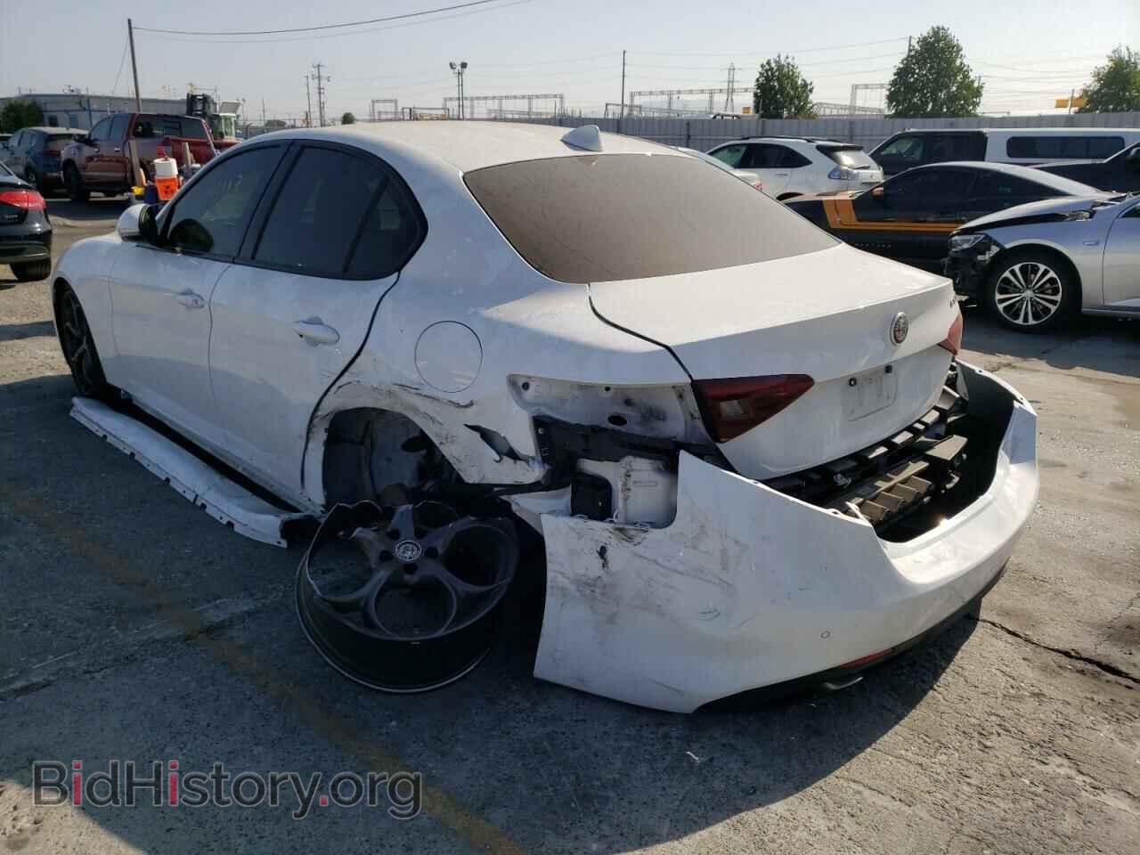 2018 ALFA ROMEO GIULIA - VIN: ZARFAECN5J7575169 - Фото 3