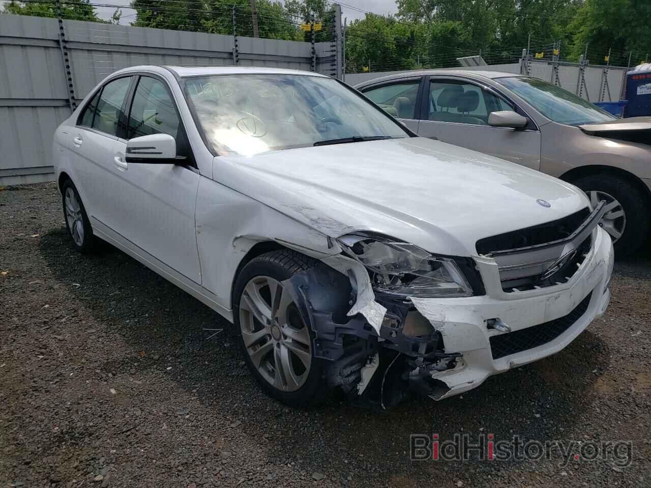 Photo WDDGF8AB2ER321428 - MERCEDES-BENZ C-CLASS 2014