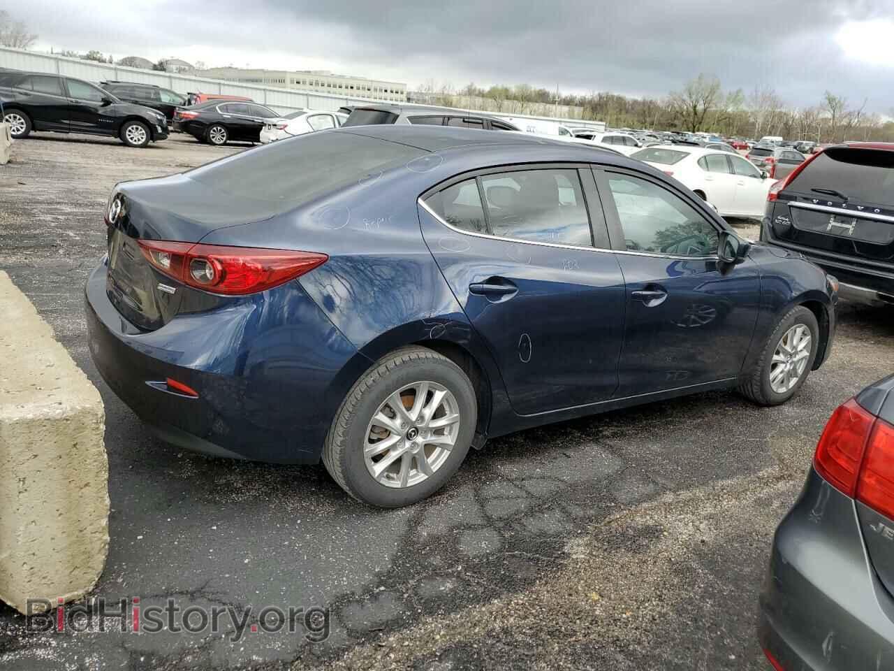 2018 MAZDA 3 - VIN: 3MZBN1U71JM215664 - Фото 3