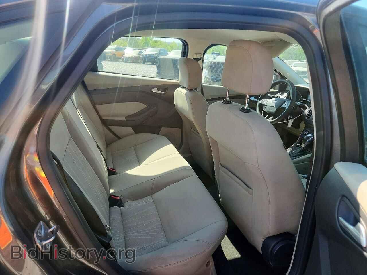 2016 FORD FOCUS - VIN: 1FADP3F23GL201218 - Фото 10