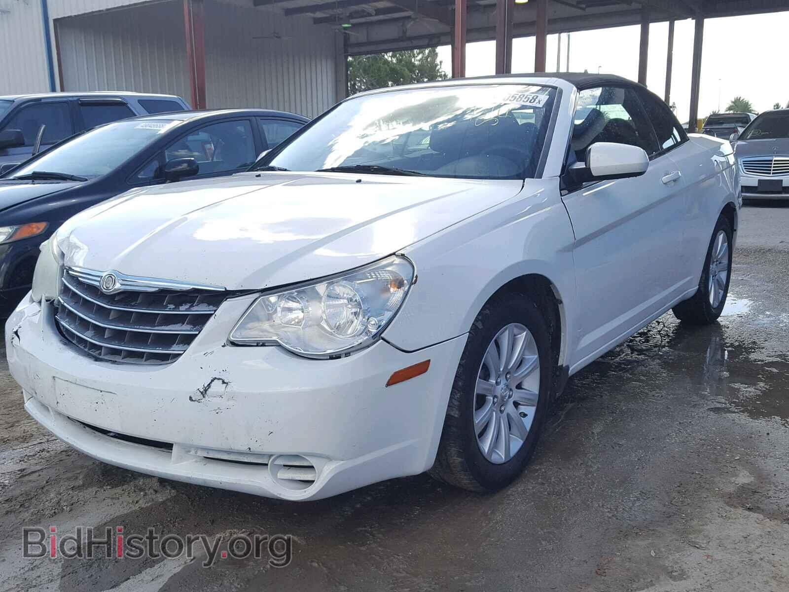 2010 CHRYSLER SEBRING - VIN: 1C3BC5ED5AN142989 - Фото 2