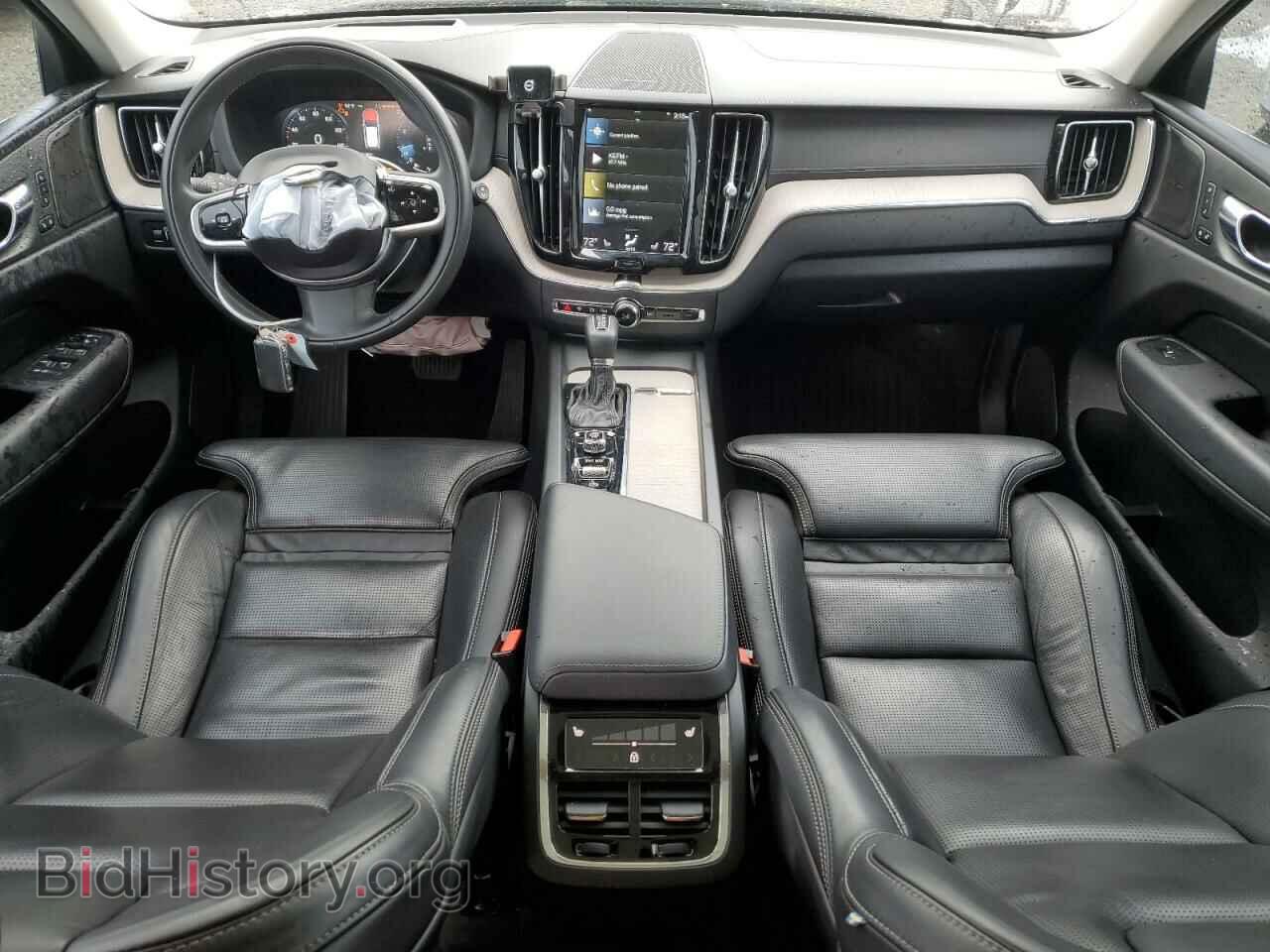 2021 VOLVO XC60 - VIN: YV4102DL4M1810121 - Фото 8