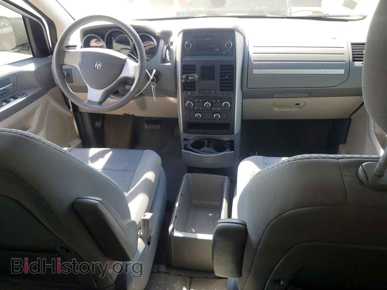 2010 DODGE CARAVAN - VIN: 2D4RN4DE2AR111374 - Photo 8