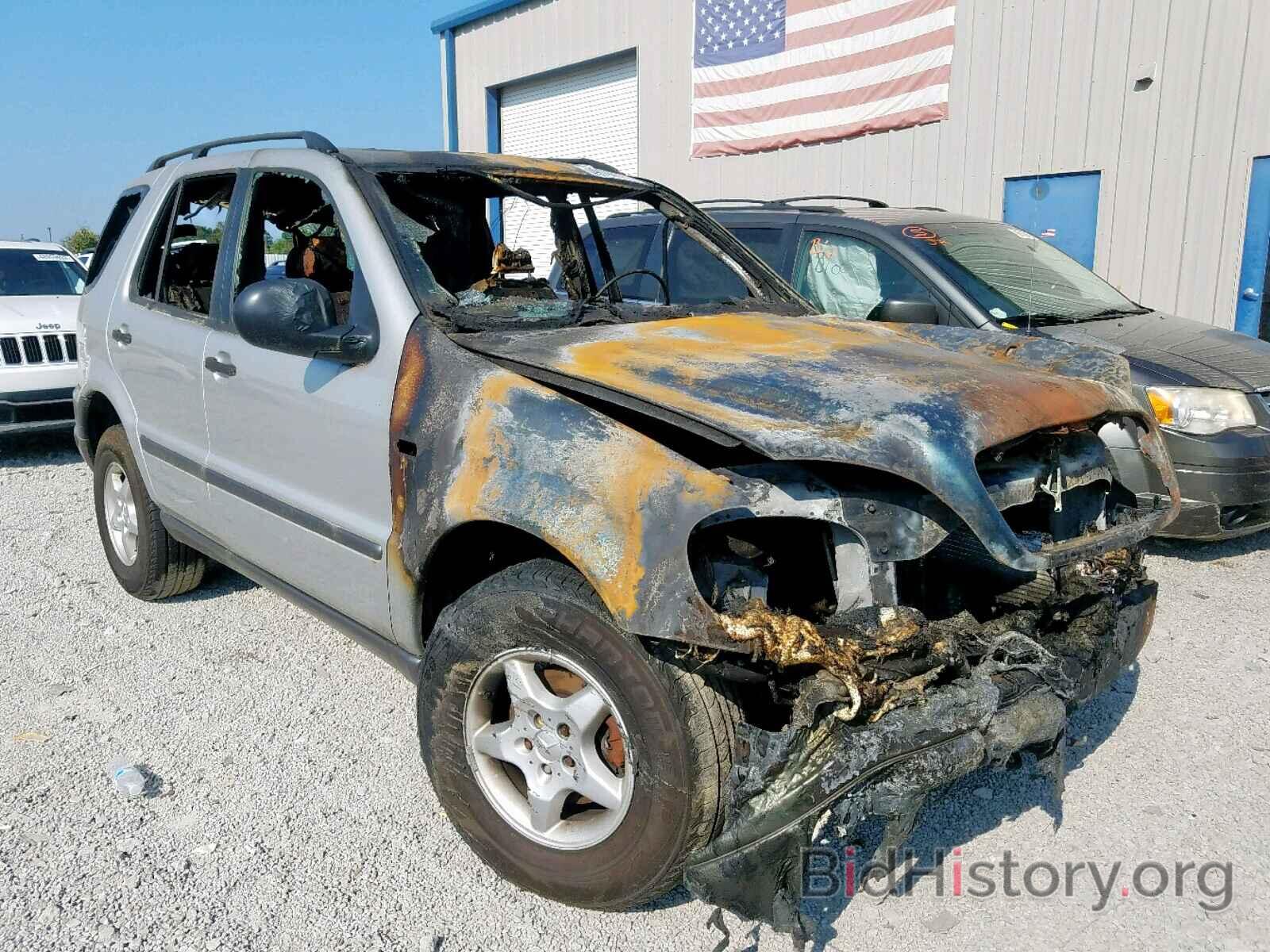 Photo 4JGAB54E9XA123118 - MERCEDES-BENZ ML 320 1999