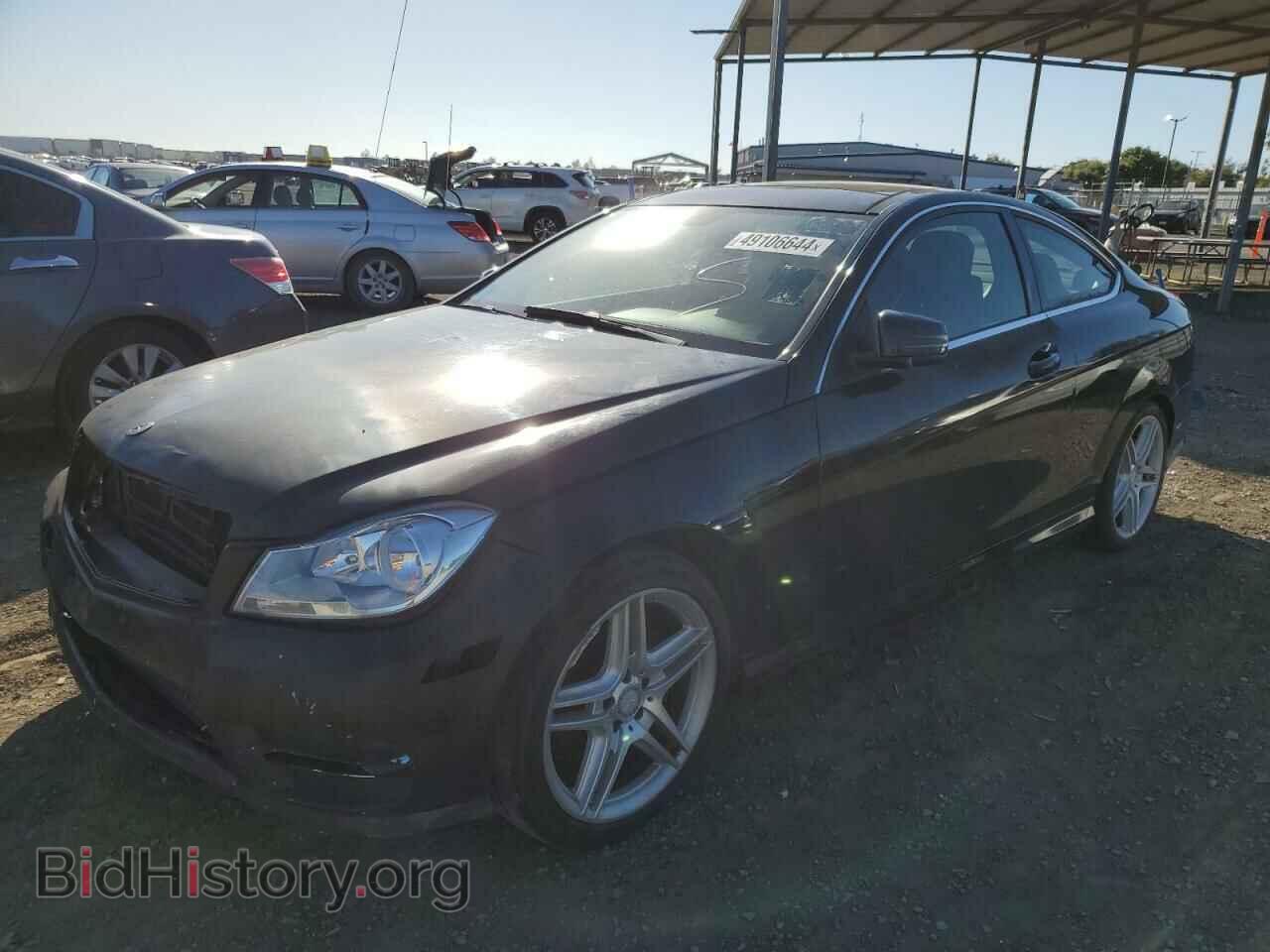Photo WDDGJ4HB3EG204689 - MERCEDES-BENZ C-CLASS 2014