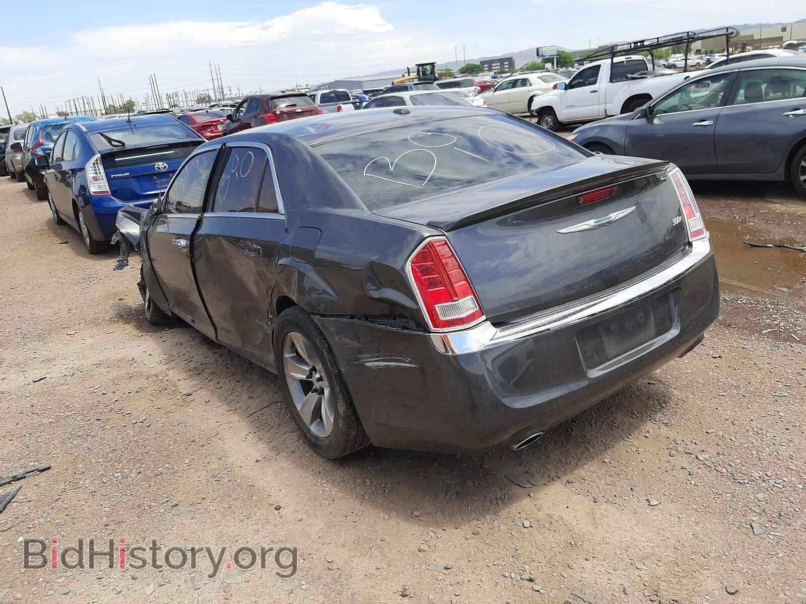 2013 CHRYSLER 300 - VIN: 2C3CCAAG9DH588217 - Фото 3