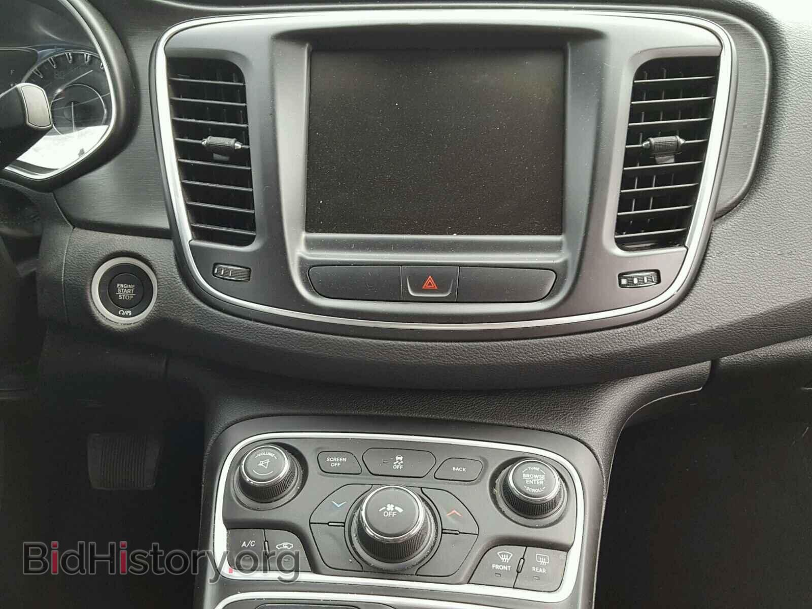 2017 CHRYSLER 200 - VIN: 1C3CCCAB5HN502172 - Фото 9