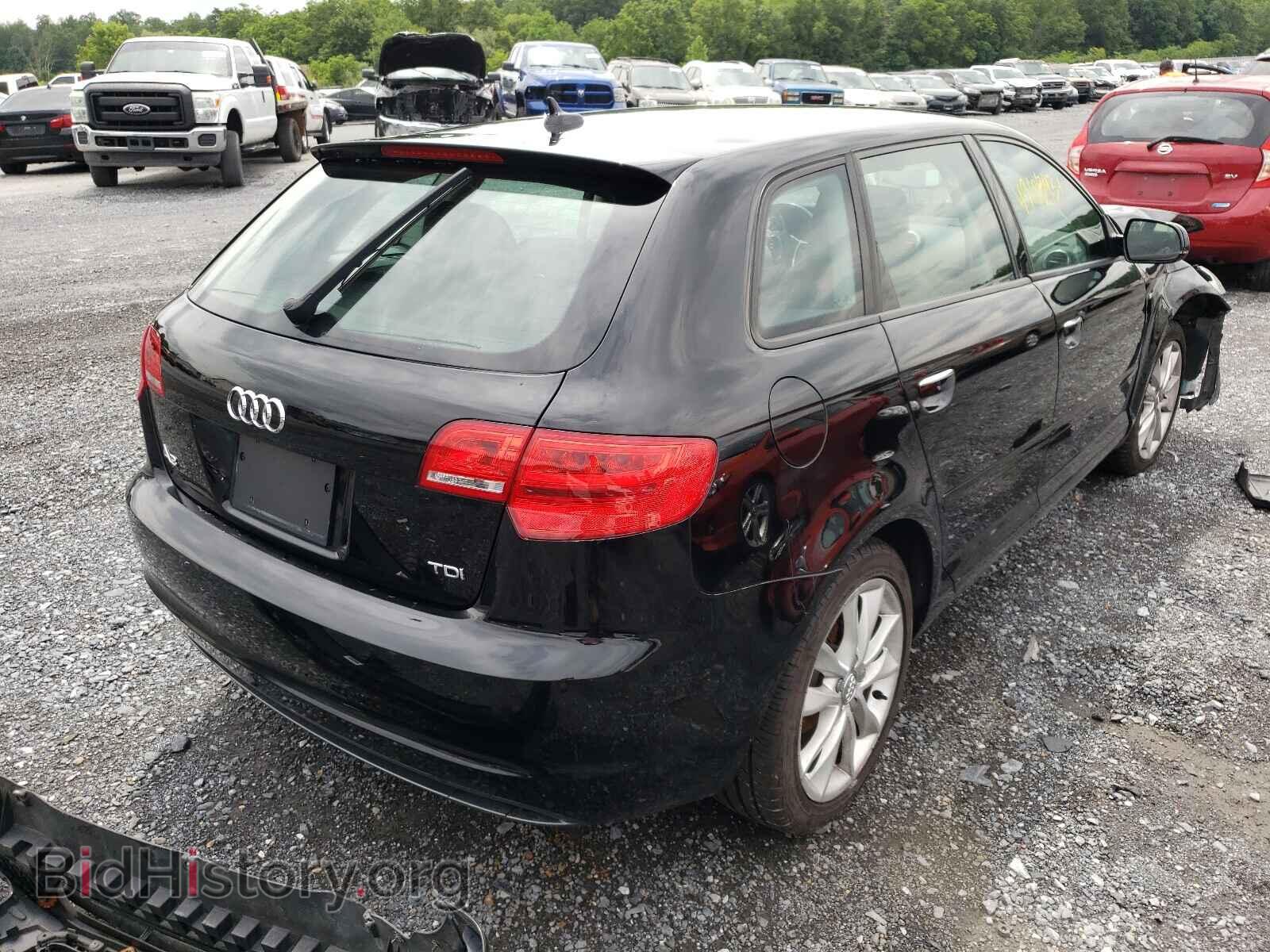 2012 AUDI A3 - VIN: WAUBJBFM2CA146567 - Фото 4