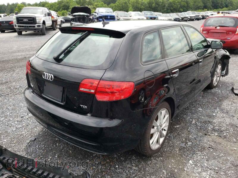2012 Audi A3 (VIN WAUBJBFM2CA146567) — photo 4 of 10