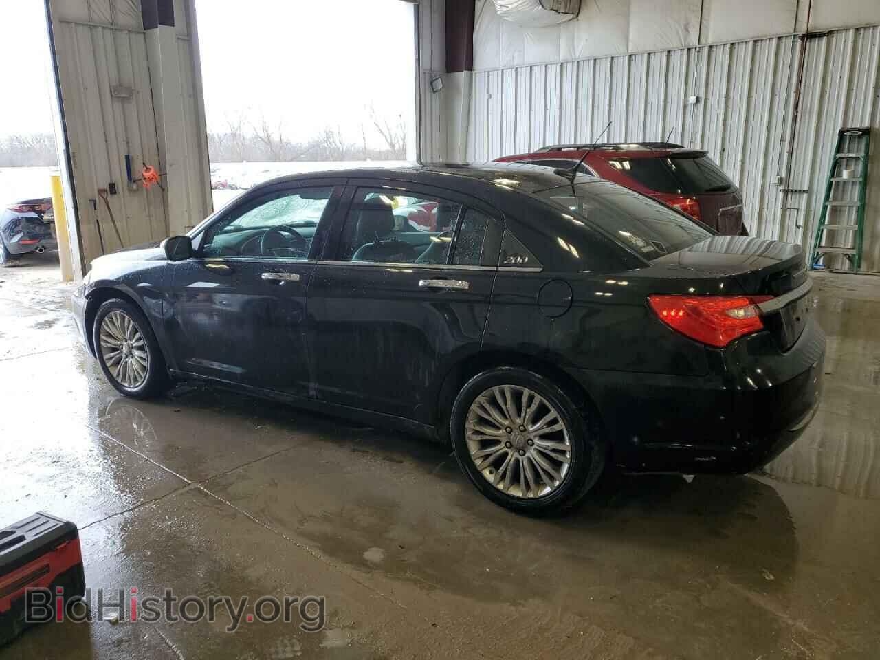 2011 CHRYSLER 200 - VIN: 1C3BC2FG0BN503750 - Фото 2