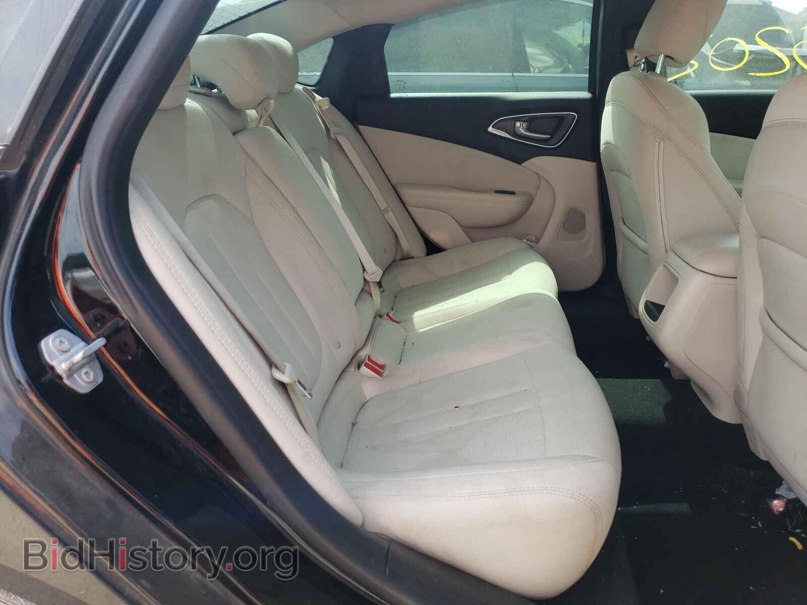 2017 CHRYSLER 200 - VIN: 1C3CCCFB7HN508564 - Photo 6