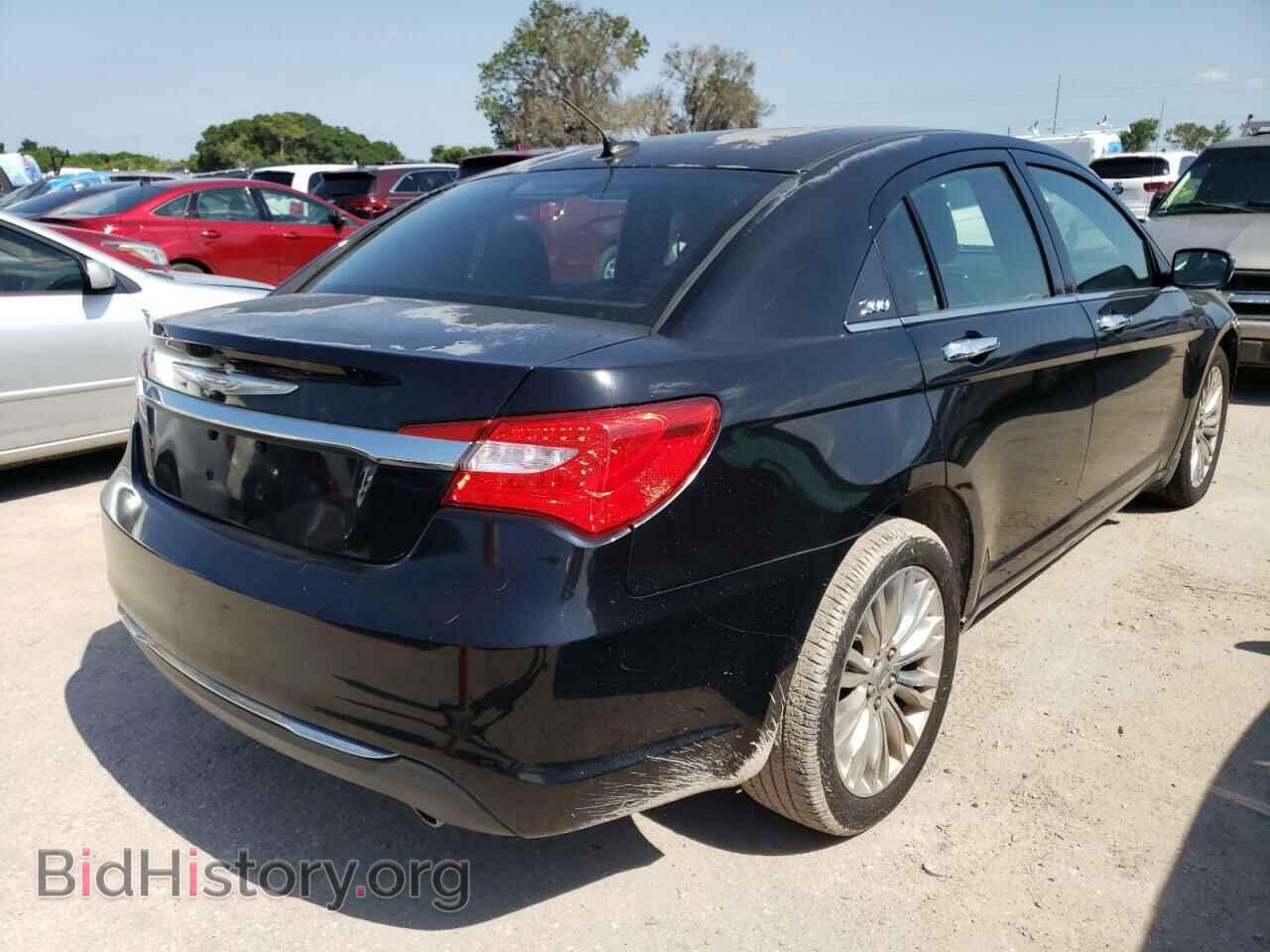 2011 CHRYSLER 200 - VIN: 1C3BC2FG7BN551388 - Фото 4