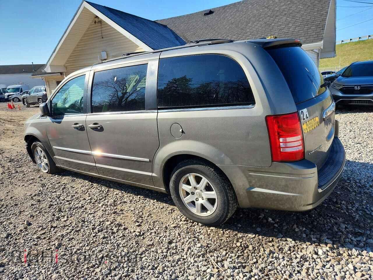 2010 CHRYSLER MINIVAN - VIN: 2A4RR5D17AR344911 - Photo 2