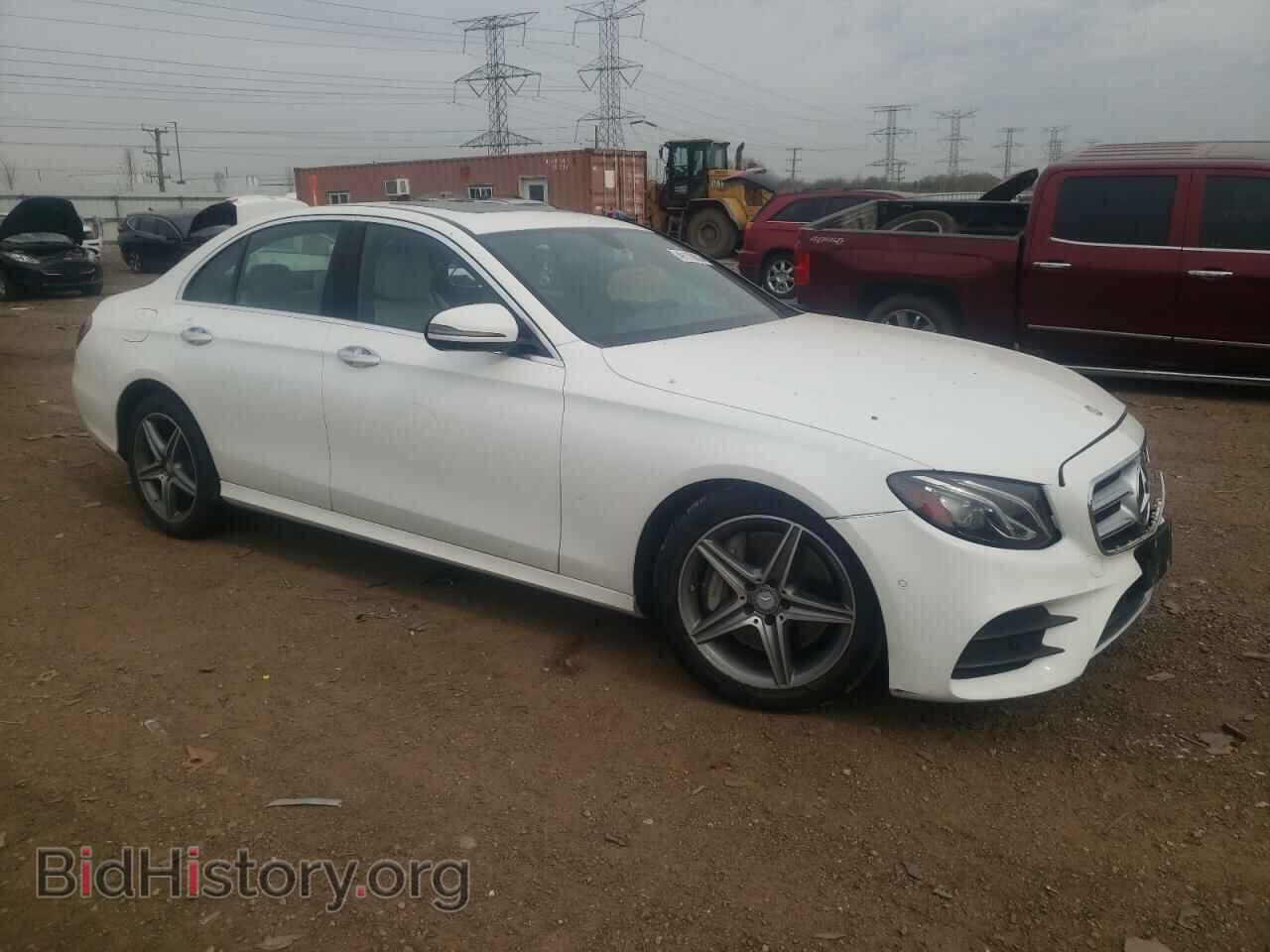 2017 MERCEDES-BENZ E-CLASS - VIN: WDDZF4KB8HA036008 - Фото 4