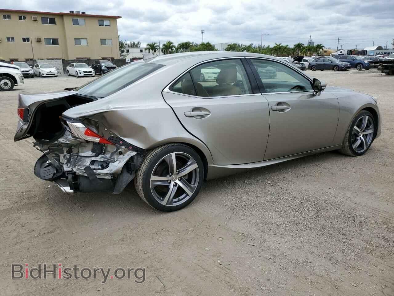 2018 LEXUS IS - VIN: JTHC81D2XJ5028205 - Photo 3