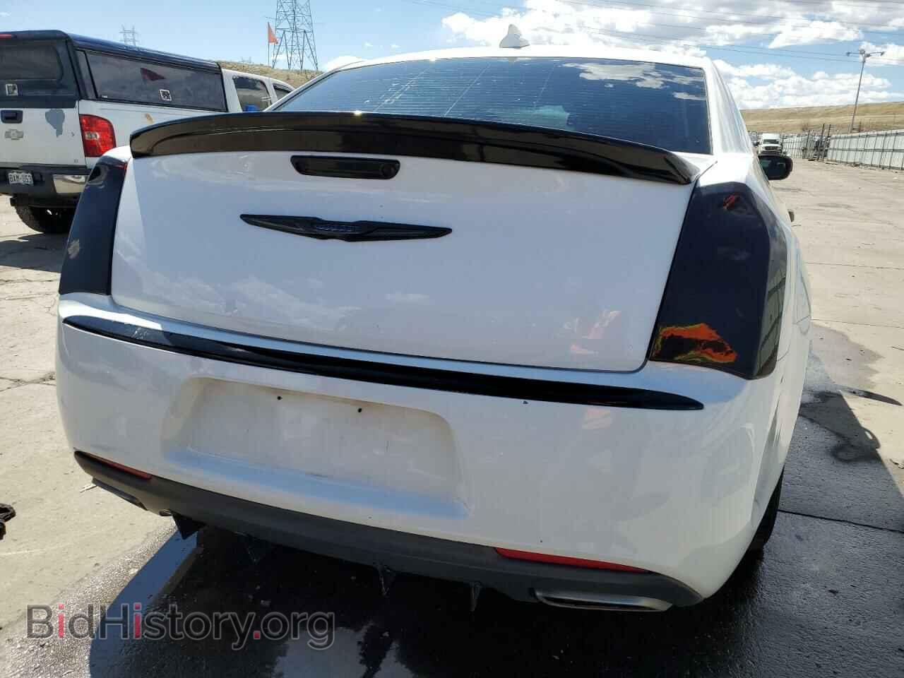 2015 CHRYSLER 300 - VIN: 2C3CCAAG7FH932081 - Фото 6