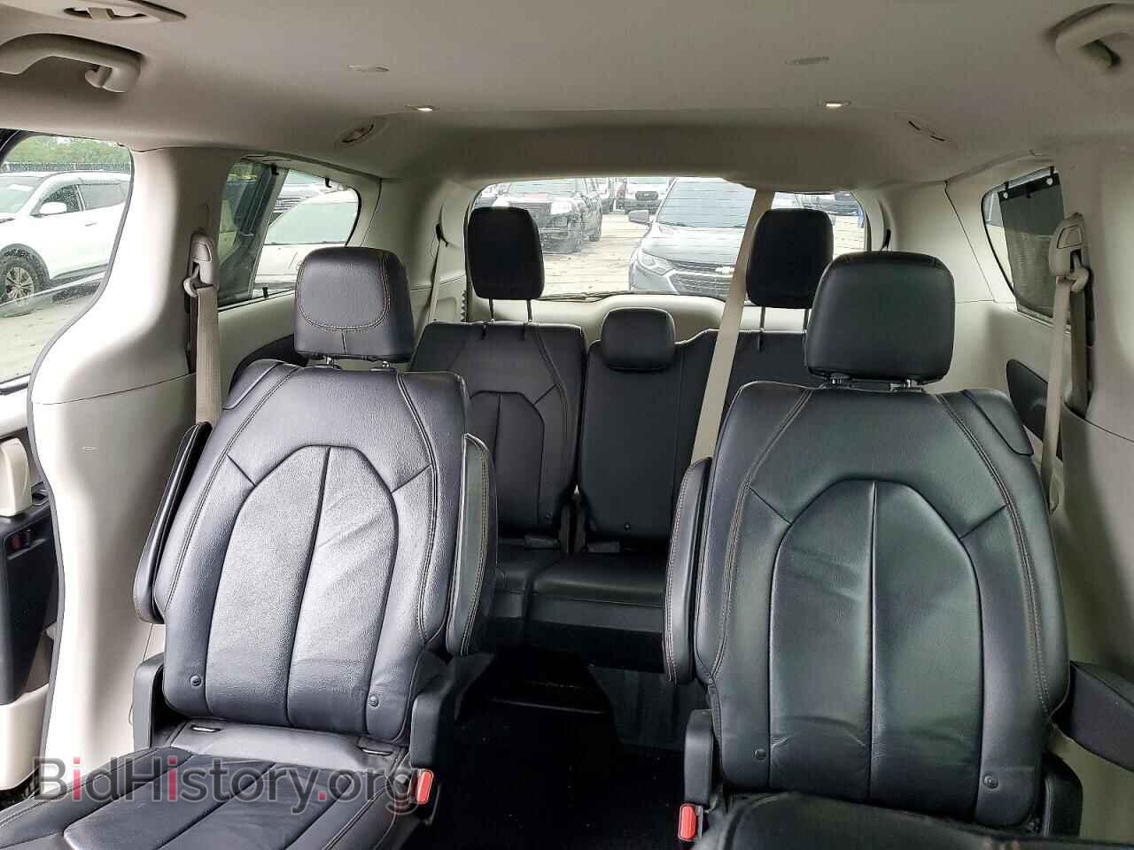 2017 CHRYSLER PACIFICA - VIN: 2C4RC1BGXHR777169 - Фото 10