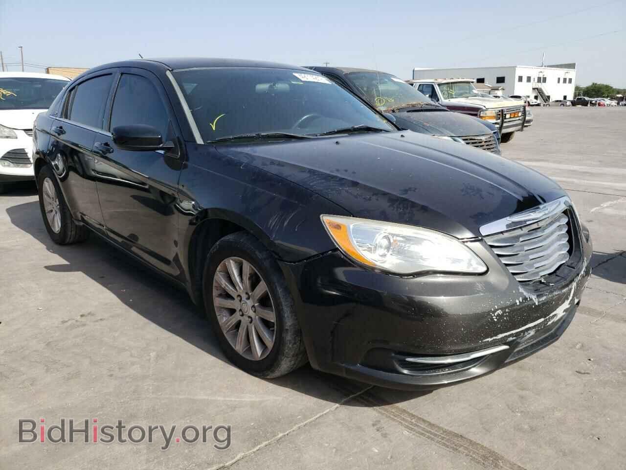 Photo 1C3BC1FB9BN607202 - CHRYSLER 200 2011