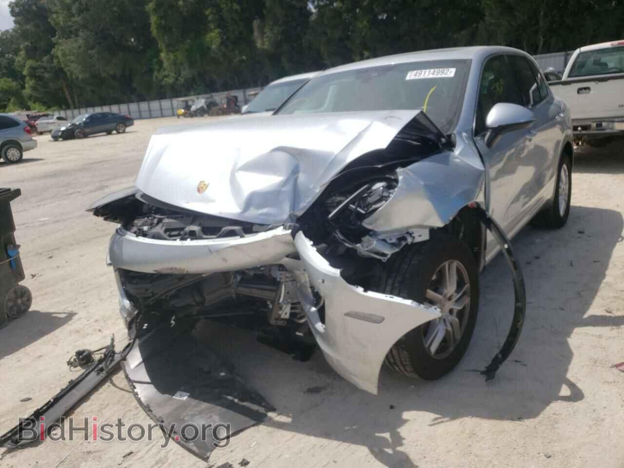 2016 PORSCHE CAYENNE - VIN: WP1AA2A20GKA16144 - Фото 2