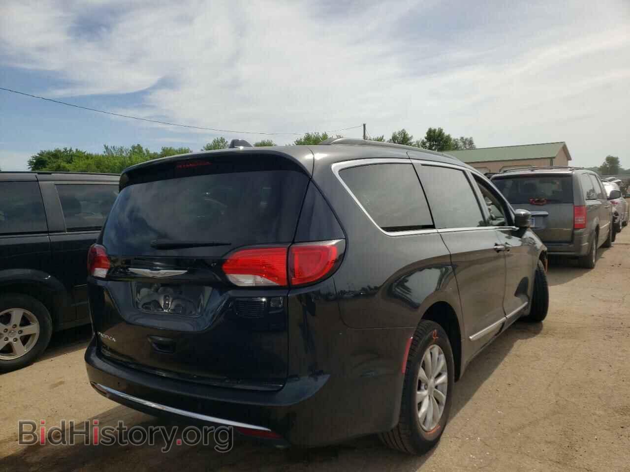 2017 CHRYSLER PACIFICA - VIN: 2C4RC1BG2HR762486 - Photo 4