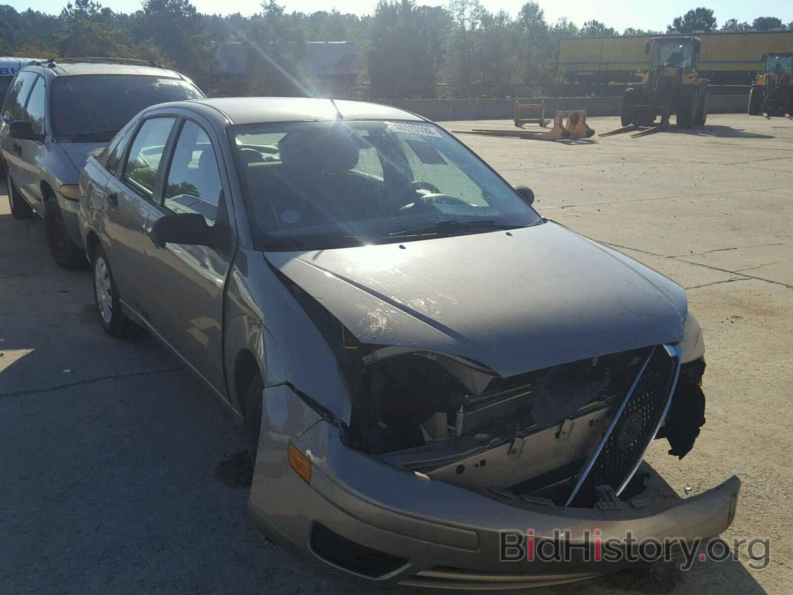 Photo 1FAFP34N65W113863 - FORD FOCUS 2005