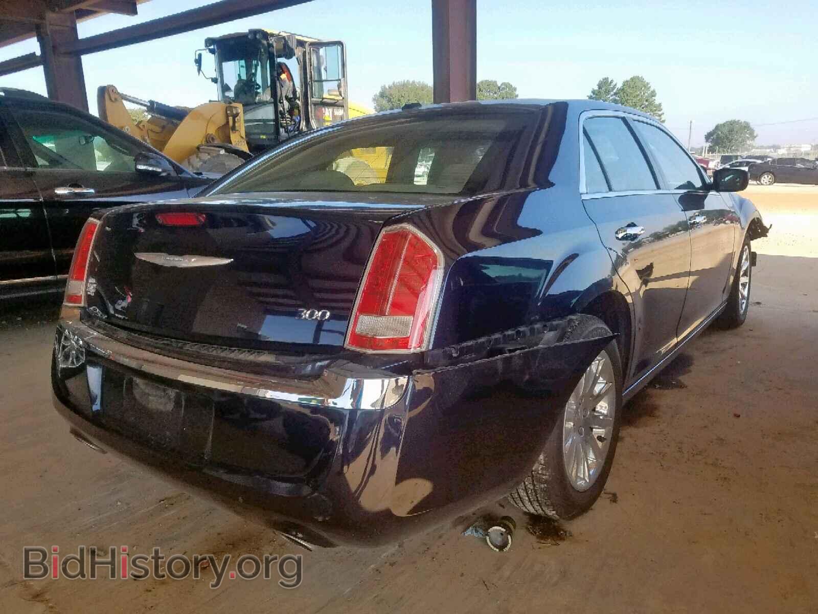 2011 CHRYSLER 300 - VIN: 2C3CA5CG7BH549701 - Фото 4