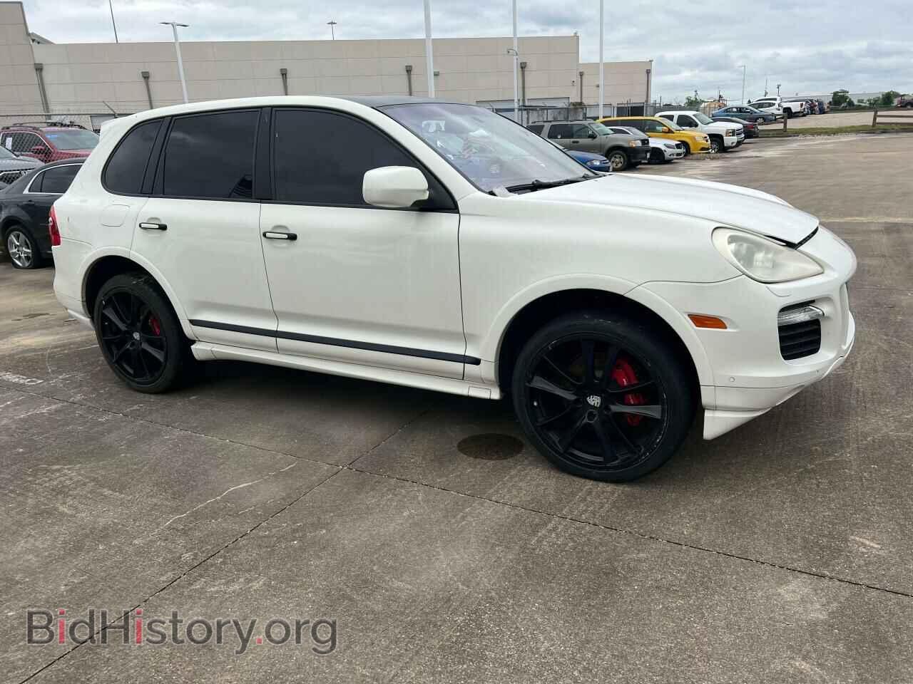Photo WP1AD2AP2ALA60487 - PORSCHE CAYENNE 2010