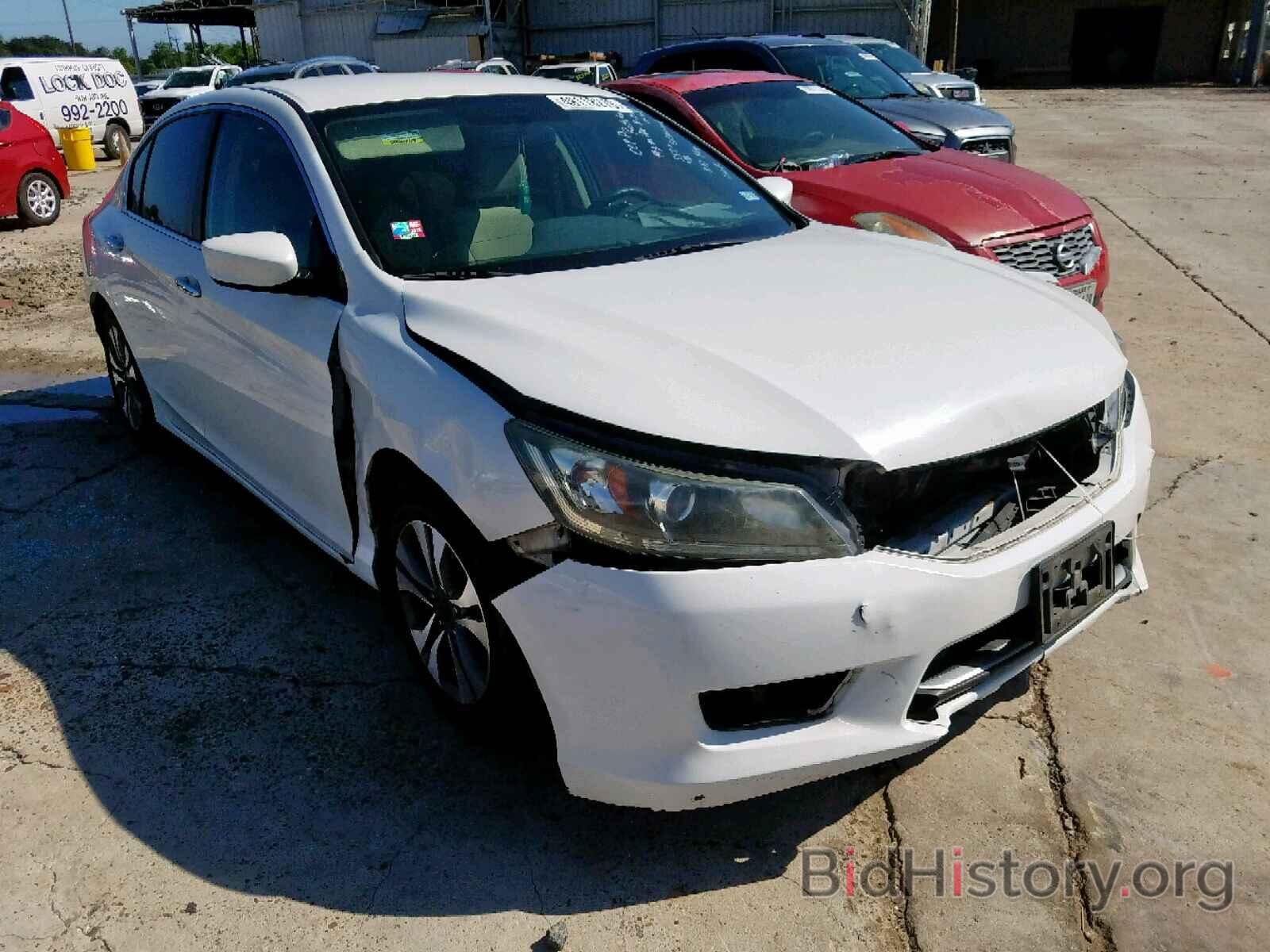 Photo 1HGCR2F30DA104733 - HONDA ACCORD LX 2013