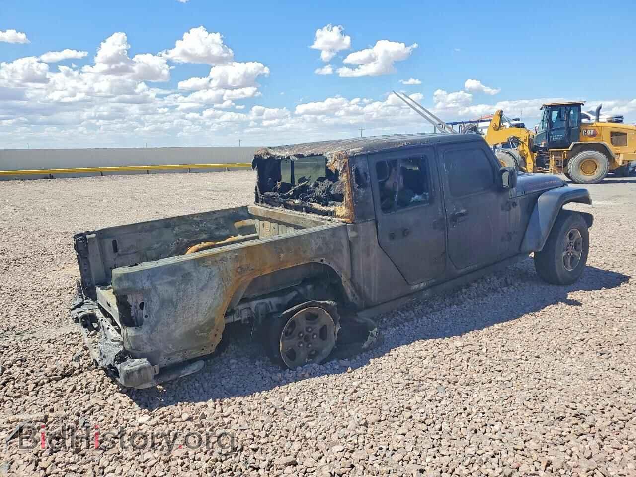 2020 JEEP GLADIATOR - VIN: 1C6JJTBG4LL135599 - Фото 3