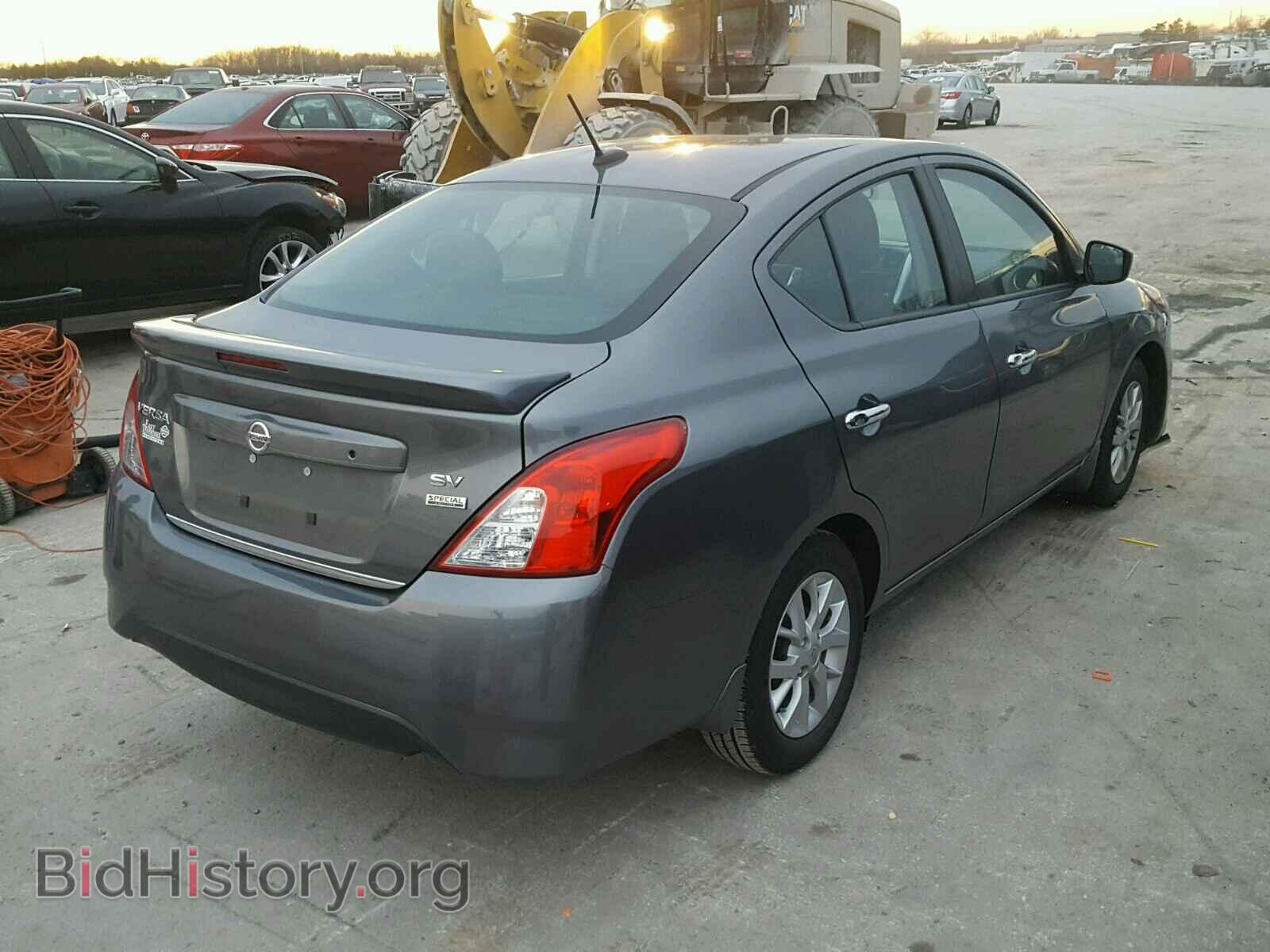 2017 NISSAN VERSA - VIN: 3N1CN7AP8HL832982 - Photo 4