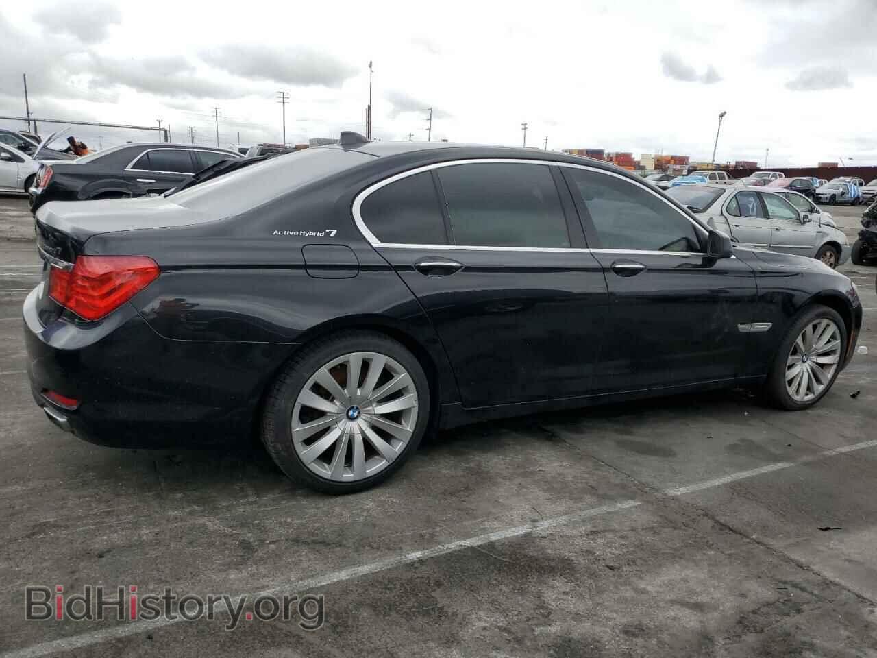2011 BMW 7 SERIES - VIN: WBAKX6C59BC197070 - Фото 3